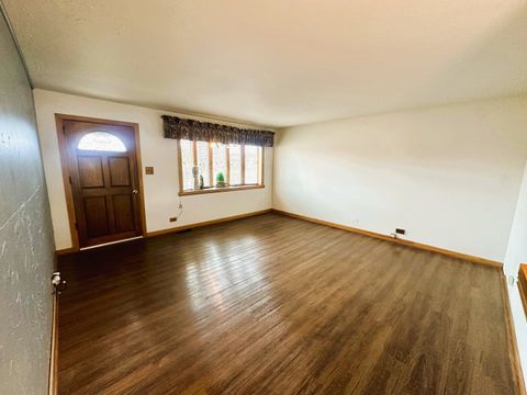 Tiny photo for 9112 Homestead Lane, Bridgeview, IL 60455 (MLS # 12583576)
