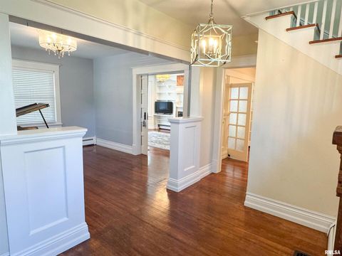 Tiny photo for 102 SE FRONT Street, Dongola, IL 62926 (MLS # EB459546)