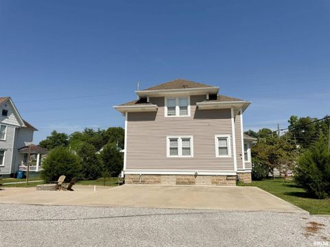 Tiny photo for 102 SE FRONT Street, Dongola, IL 62926 (MLS # EB459546)