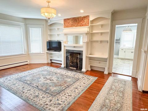 Tiny photo for 102 SE FRONT Street, Dongola, IL 62926 (MLS # EB459546)