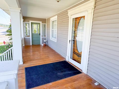 Tiny photo for 102 SE FRONT Street, Dongola, IL 62926 (MLS # EB459546)