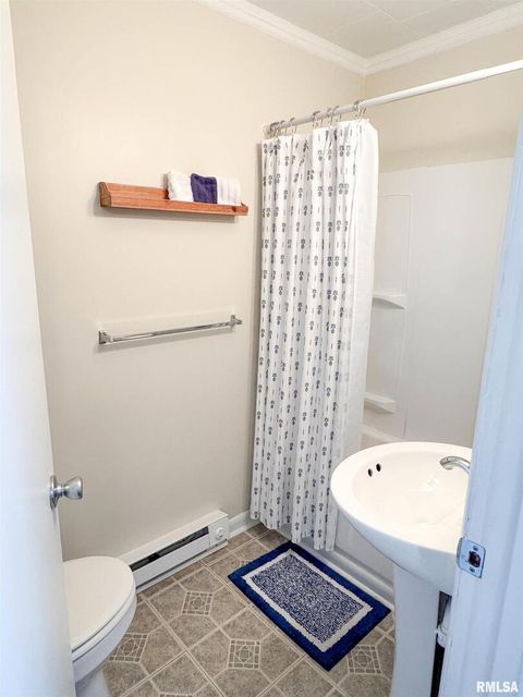 Tiny photo for 102 SE FRONT Street, Dongola, IL 62926 (MLS # EB459546)