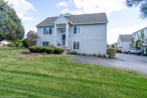 Tiny photo for 644 S Rosehall Lane #644, Round Lake, IL 60073 (MLS # 12499821)