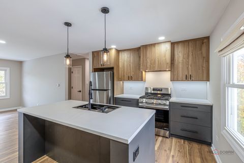 Tiny photo for 1096 Beechwood Road, Buffalo Grove, IL 60089 (MLS # 12603427)