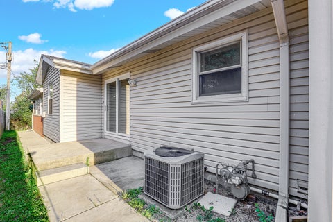 Tiny photo for 5455 S Catherine Avenue, Countryside, IL 60525 (MLS # 12745262)