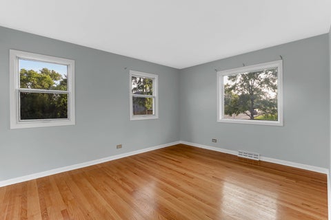 Tiny photo for 5455 S Catherine Avenue, Countryside, IL 60525 (MLS # 12745262)