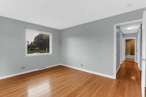 Tiny photo for 5455 S Catherine Avenue, Countryside, IL 60525 (MLS # 12745262)