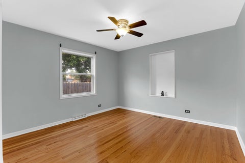 Tiny photo for 5455 S Catherine Avenue, Countryside, IL 60525 (MLS # 12745262)