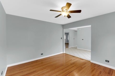 Tiny photo for 5455 S Catherine Avenue, Countryside, IL 60525 (MLS # 12745262)