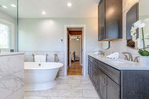 Tiny photo for 3031 Farner Court, Riverwoods, IL 60015 (MLS # 12632601)