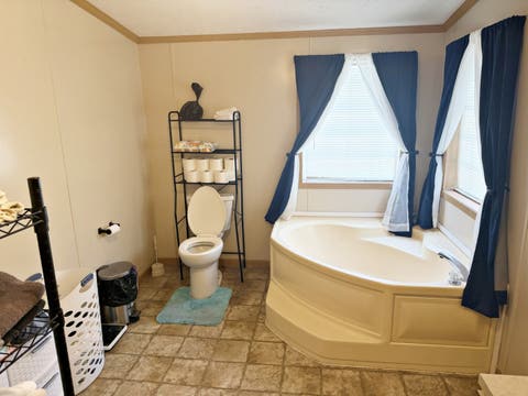 Tiny photo for 5 Southland Drive, Metropolis, IL 62960 (MLS # 12670893)