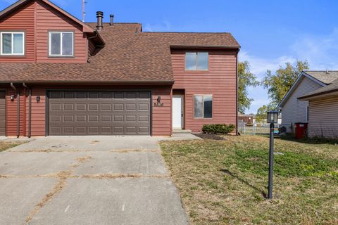 Photo of 705 Higgins Road, Champaign, IL 61822 (MLS # 12506717)