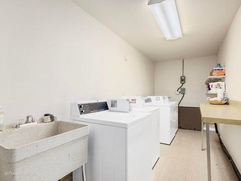 Tiny photo for 1S055 Spring Road #2C, Oakbrook Terrace, IL 60181 (MLS # 12651397)