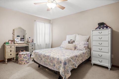 Tiny photo for 3805 South Pointe Drive #F, DeKalb, IL 60115 (MLS # 12557119)