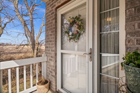 Tiny photo for 3805 South Pointe Drive #F, DeKalb, IL 60115 (MLS # 12557119)