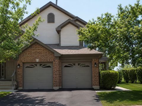 Photo of 199 Old Oak Court W, Buffalo Grove, IL 60089 (MLS # 12695237)