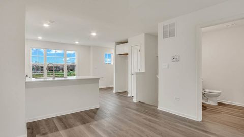 Tiny photo for 416 Lakeshore Court, St. Charles, IL 60174 (MLS # 12623858)