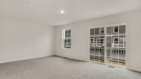 Tiny photo for 416 Lakeshore Court, St. Charles, IL 60174 (MLS # 12623858)