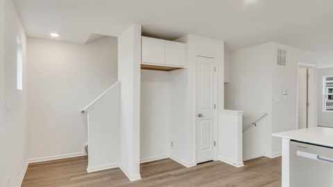 Tiny photo for 416 Lakeshore Court, St. Charles, IL 60174 (MLS # 12623858)