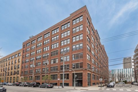 921 W Van Buren Street 2B Chicago IL 60607
