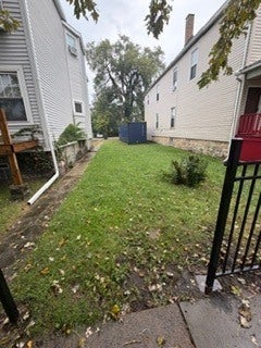736 E 90th Street