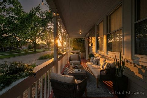 Tiny photo for 430 GIERZ Street, Downers Grove, IL 60515 (MLS # 12574980)