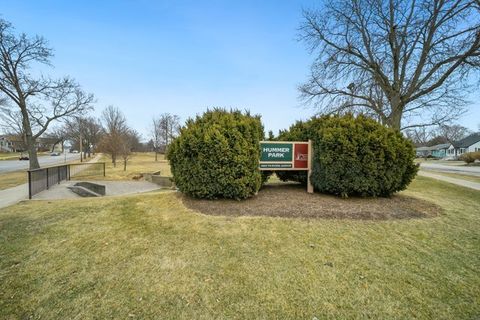 Tiny photo for 430 GIERZ Street, Downers Grove, IL 60515 (MLS # 12574980)