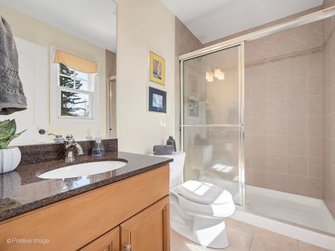 Tiny photo for 534 Sunset Avenue, La Grange, IL 60525 (MLS # 12548344)