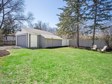 Tiny photo for 534 Sunset Avenue, La Grange, IL 60525 (MLS # 12548344)