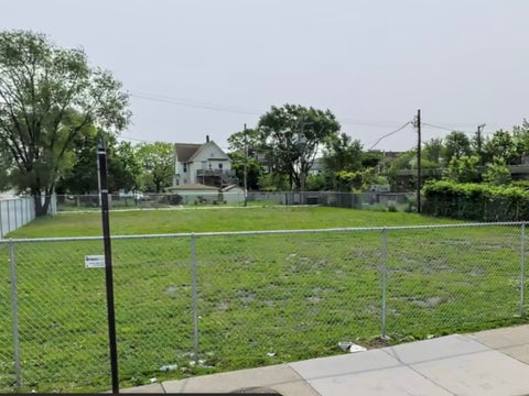Photo of 6901 S Wentworth Avenue, Chicago, IL 60621 (MLS # 12751216)
