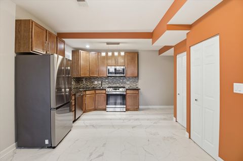 Tiny photo for 3808 W Belle Plaine Avenue #G, Chicago, IL 60618 (MLS # 12566034)