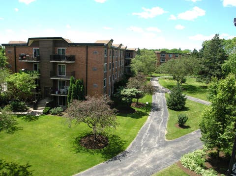 Tiny photo for 1216 S New Wilke Road #406, Arlington Heights, IL 60005 (MLS # 12685804)