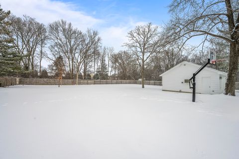 Tiny photo for 1190 W Old Mill Road, Lake Forest, IL 60045 (MLS # 12555889)