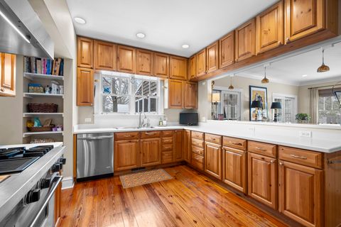 Tiny photo for 1190 W Old Mill Road, Lake Forest, IL 60045 (MLS # 12555889)