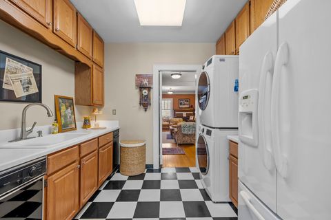 Tiny photo for 1190 W Old Mill Road, Lake Forest, IL 60045 (MLS # 12555889)