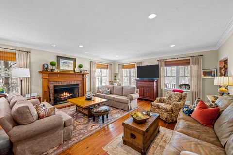 Tiny photo for 1190 W Old Mill Road, Lake Forest, IL 60045 (MLS # 12555889)