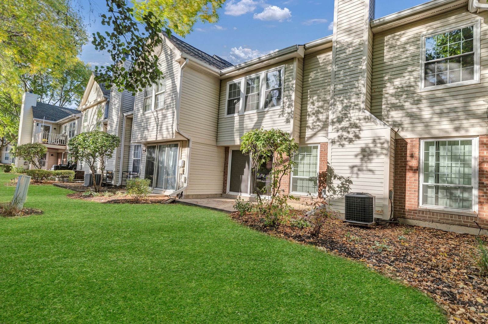 2116 Glasgow Court 2116