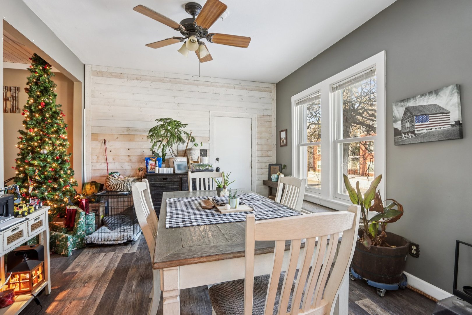 4101 Crestwood Street