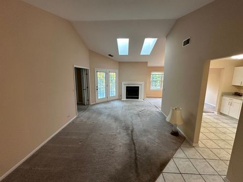 Tiny photo for 802 Butternut Lane #C, Mount Prospect, IL 60056 (MLS # 12488815)