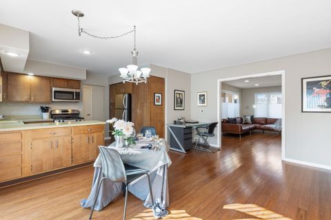 Tiny photo for 1817 Somerset Lane, Northbrook, IL 60062 (MLS # 12568418)