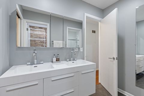 Tiny photo for 1817 Somerset Lane, Northbrook, IL 60062 (MLS # 12568418)