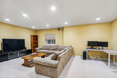 Tiny photo for 4297 Linden Tree Lane, Glenview, IL 60025 (MLS # 12502610)