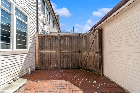 Tiny photo for 4297 Linden Tree Lane, Glenview, IL 60025 (MLS # 12502610)