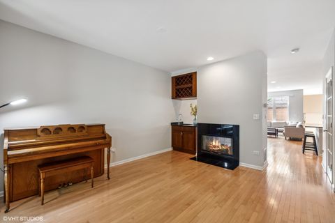 Tiny photo for 4297 Linden Tree Lane, Glenview, IL 60025 (MLS # 12502610)