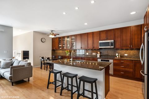 Tiny photo for 4297 Linden Tree Lane, Glenview, IL 60025 (MLS # 12502610)