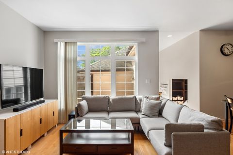 Tiny photo for 4297 Linden Tree Lane, Glenview, IL 60025 (MLS # 12502610)