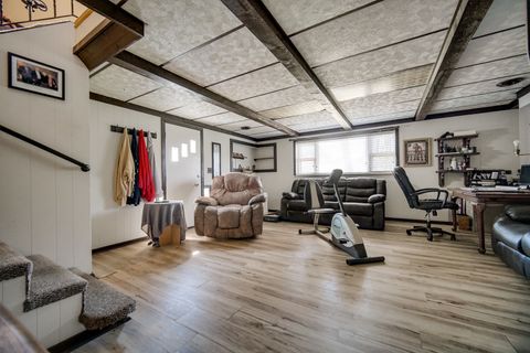 Tiny photo for 5613 W 84th Place, Burbank, IL 60459 (MLS # 12444437)