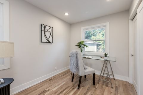 Tiny photo for 760 Buckeye Drive, Hoffman Estates, IL 60169 (MLS # 12497349)