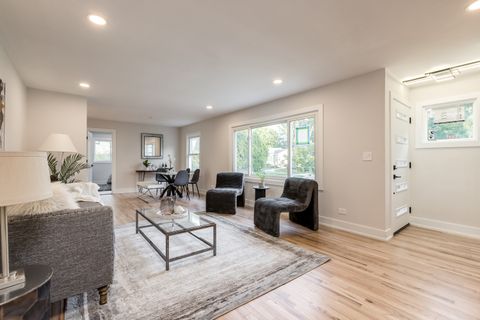 Tiny photo for 760 Buckeye Drive, Hoffman Estates, IL 60169 (MLS # 12497349)