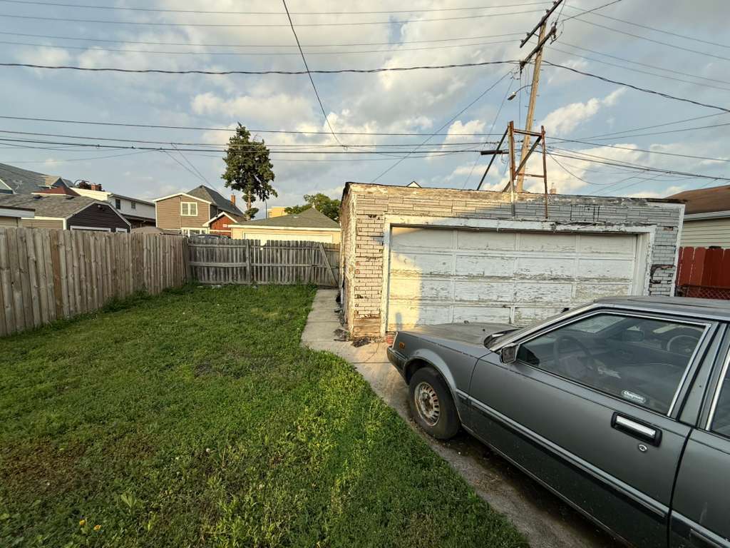 2627 S 60th Court